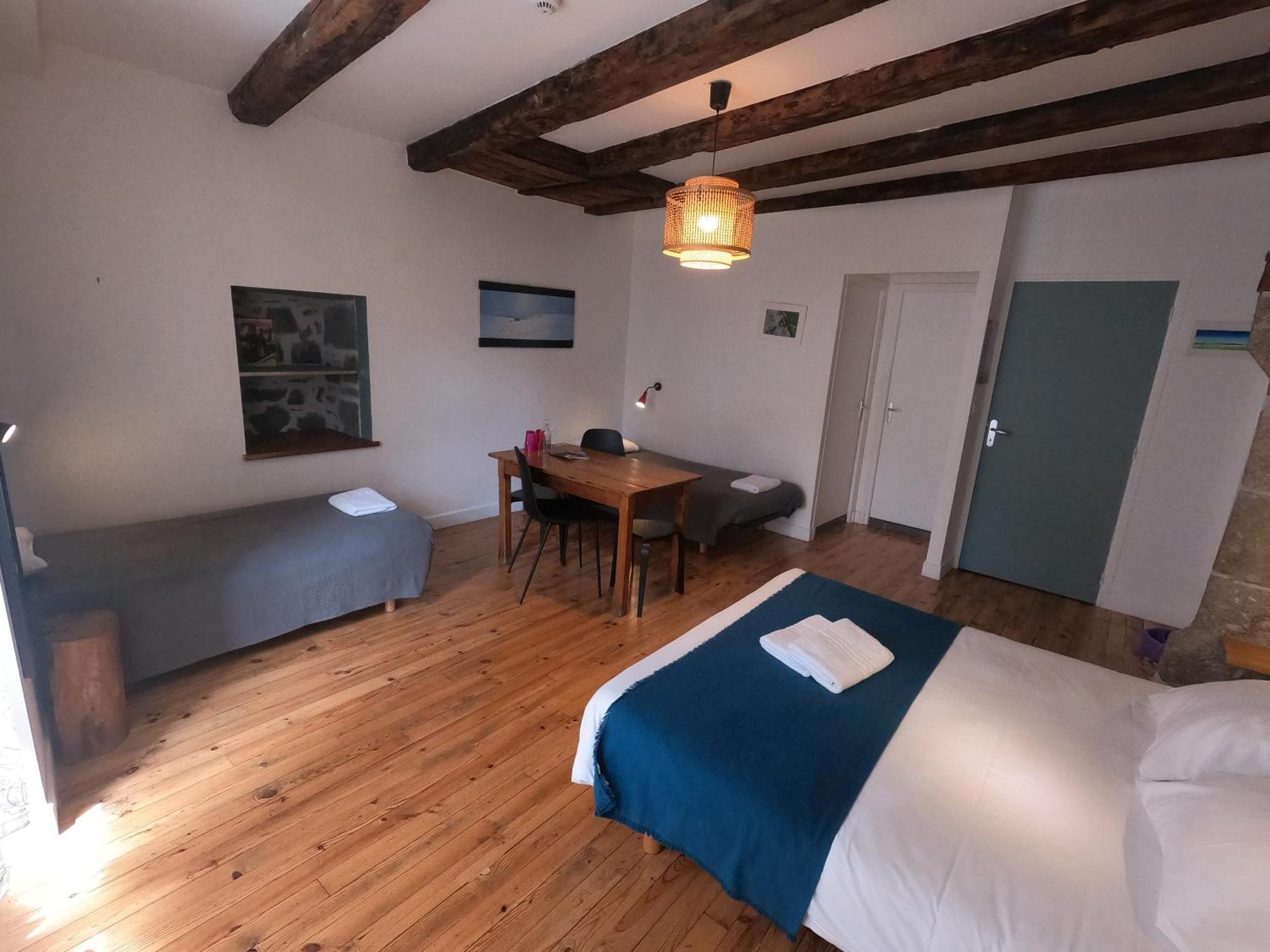 La Maison - & Hotel *